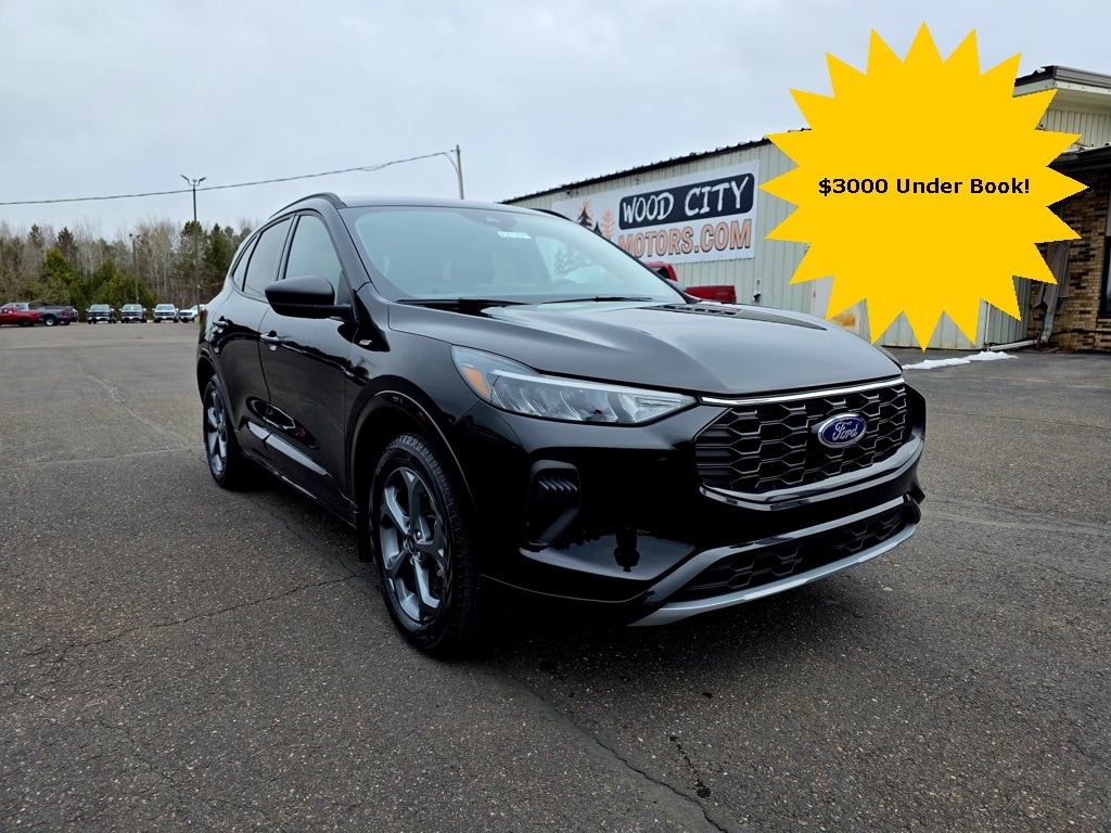 Used 2024 Ford Escape ST-Line with VIN 1FMCU9MN2RUA77269 for sale in Cloquet, Minnesota