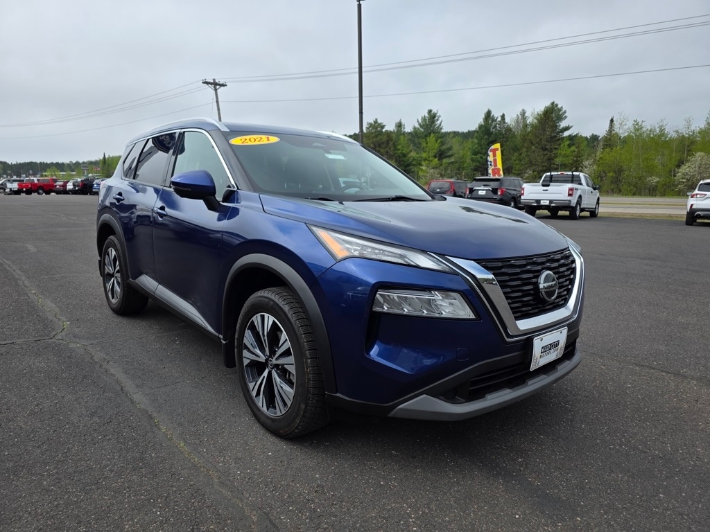 Used 2021 Nissan Rogue SV with VIN 5N1AT3BB8MC742335 for sale in Cloquet, Minnesota