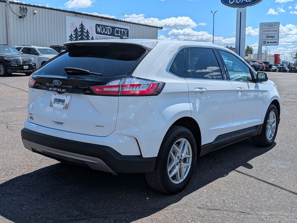 2022 Ford Edge SEL - Photo 6