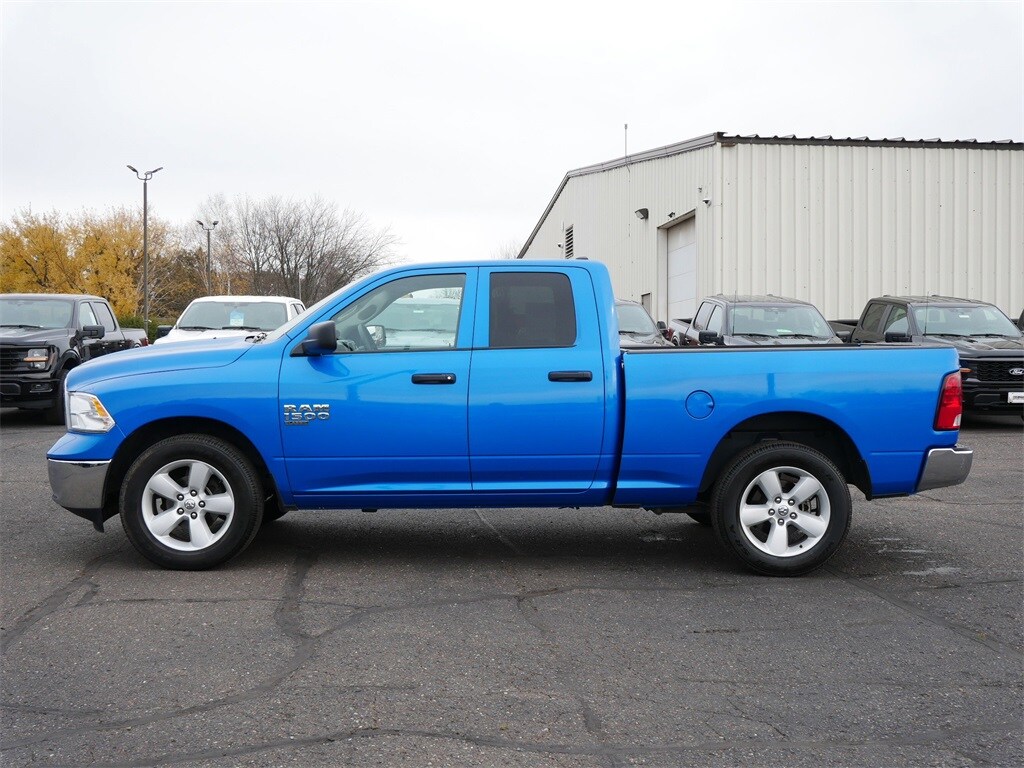 2024 Ram 1500 Classic SLT photo 2