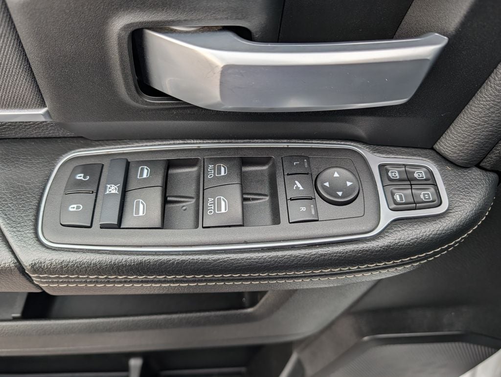 2024 RAM Ram 3500 Pickup Big Horn - Photo 19