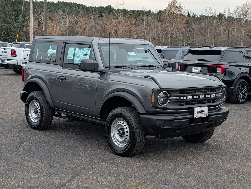 New 2025 Ford Bronco Base SUV