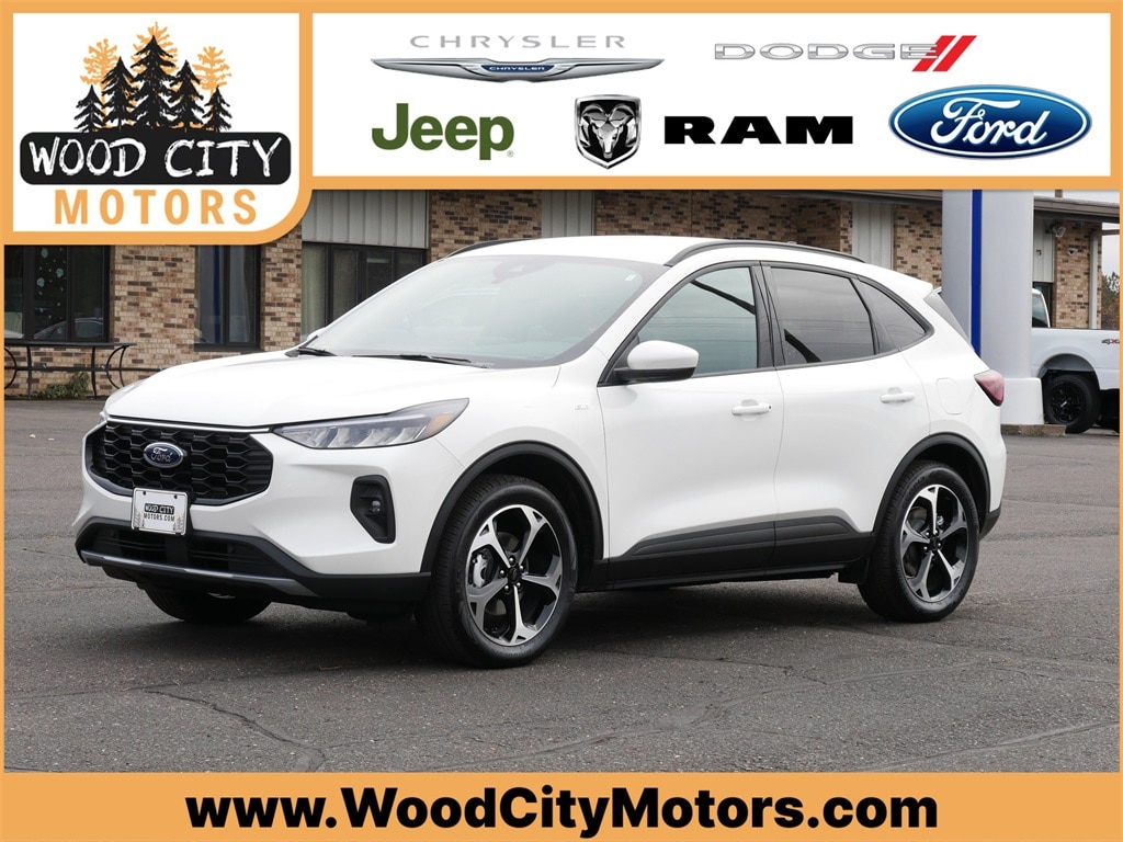 2025 Ford Escape ST-Line Select's photo