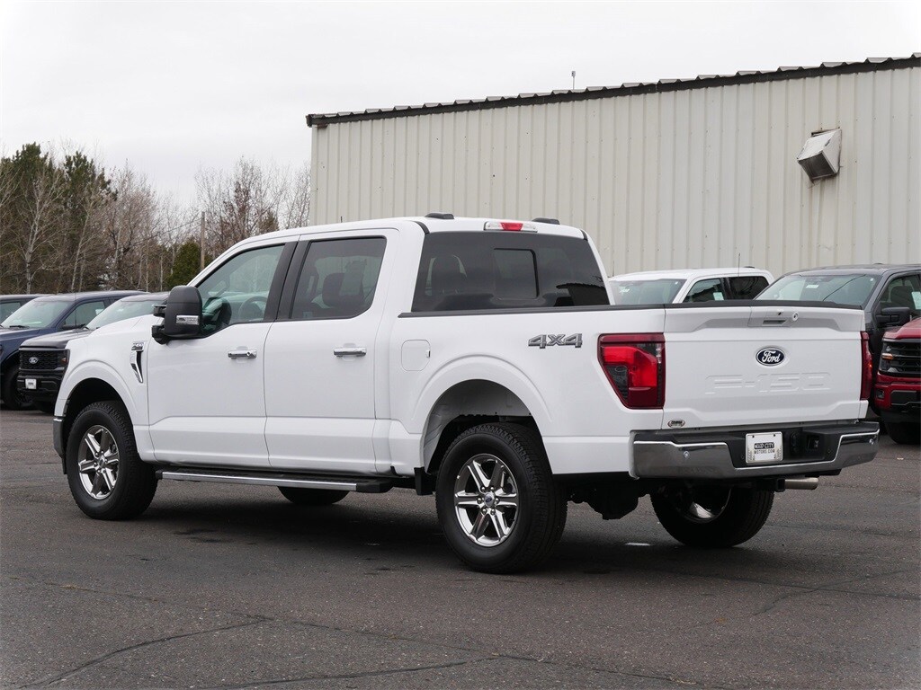 2025 Ford F-150 XLT photo 2
