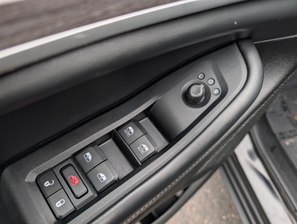 2023 Jeep Grand Cherokee Limited - Photo 14