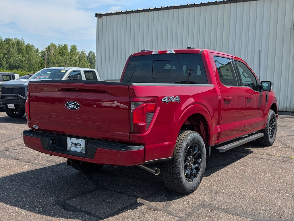 2026 Ford F-150 XLT - Photo 4