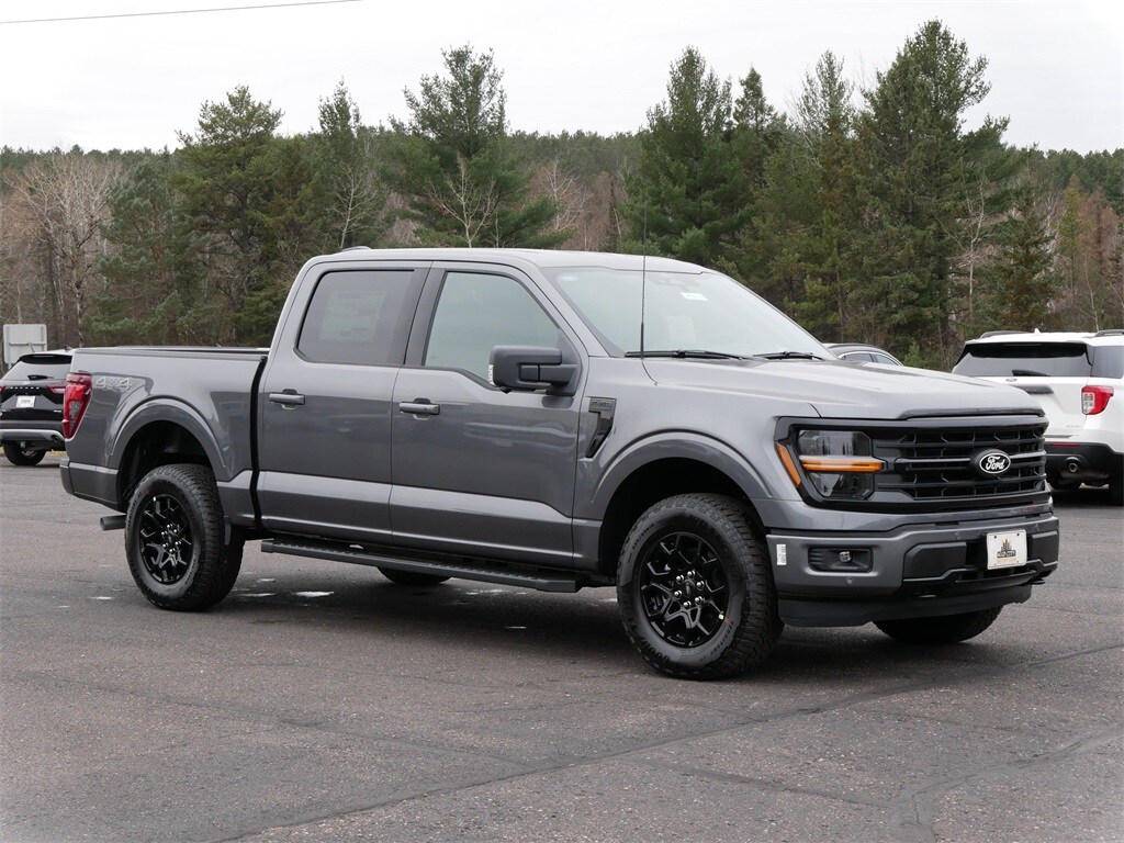 2025 Ford F-150 XLT photo 4