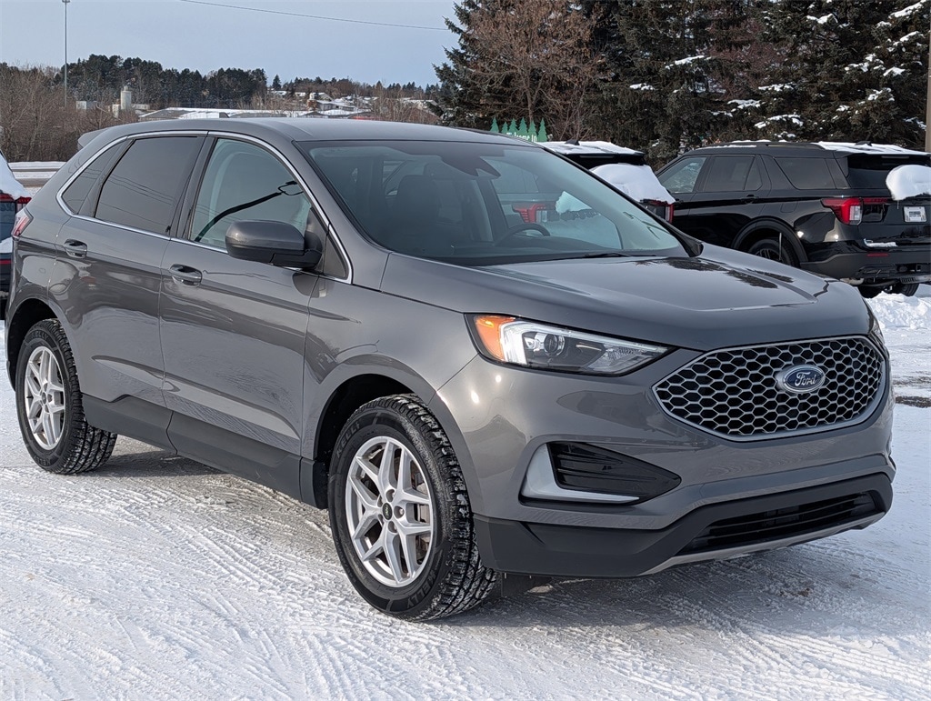 Used 2024 Ford Edge SEL SUV