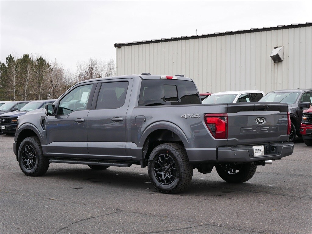 2025 Ford F-150 XLT photo 2