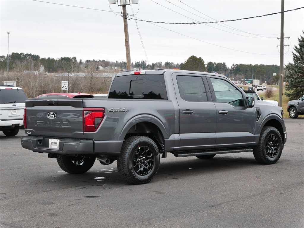 2025 Ford F-150 XLT photo 3