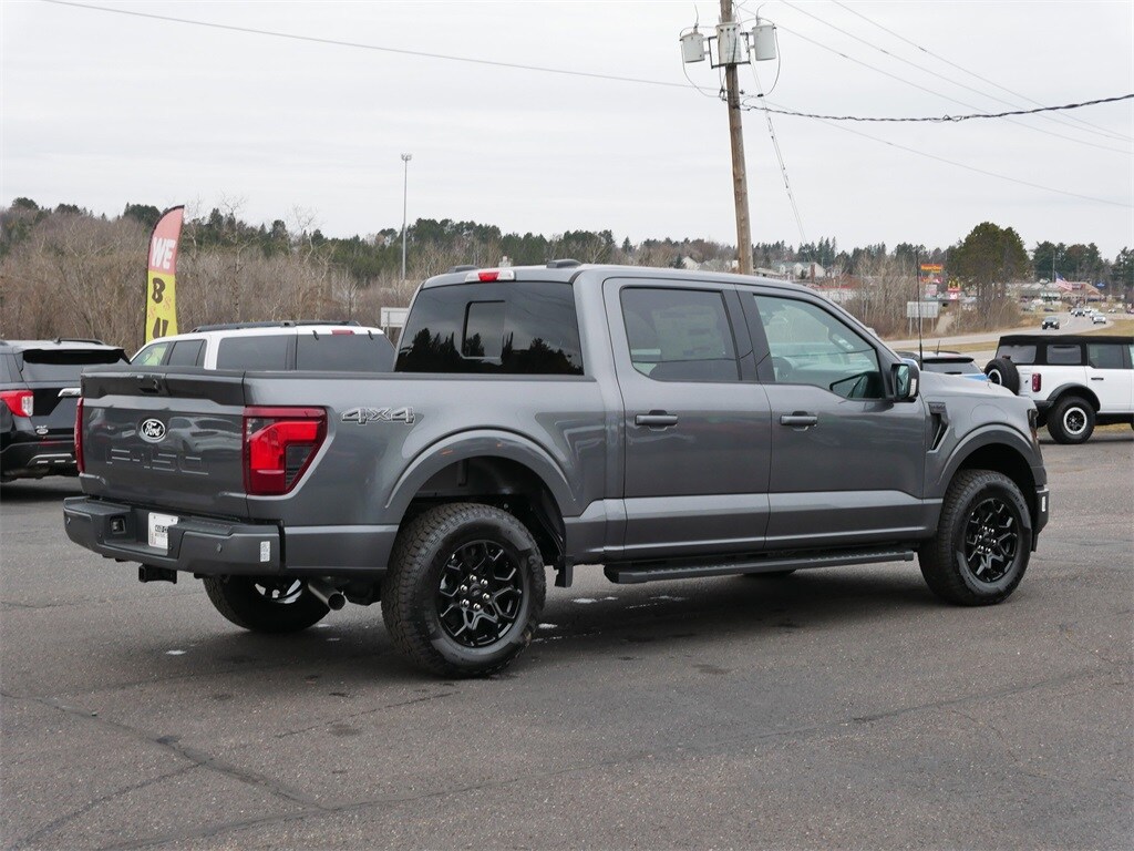 2025 Ford F-150 XLT photo 3