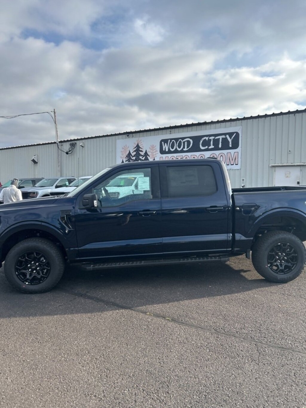 New 2025 Ford F-150 XLT TRUCK
