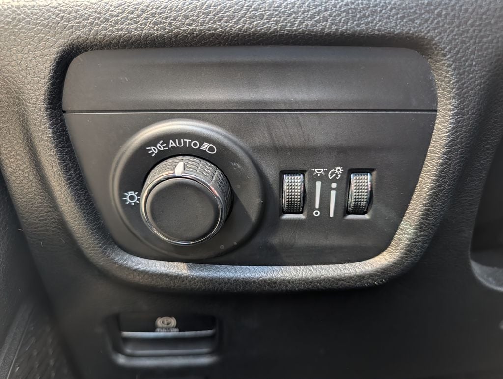2023 Jeep Grand Cherokee Altitude - Photo 26
