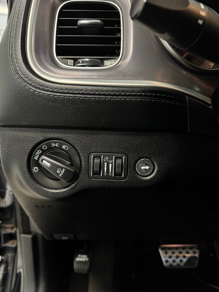 2019 Dodge Charger R/T Scat Pack photo 4