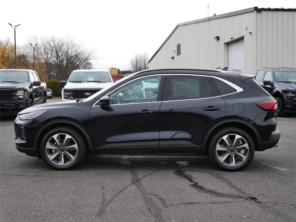 Used 2024 Ford Escape Platinum with VIN 1FMCU9JA2RUA59212 for sale in Cloquet, Minnesota