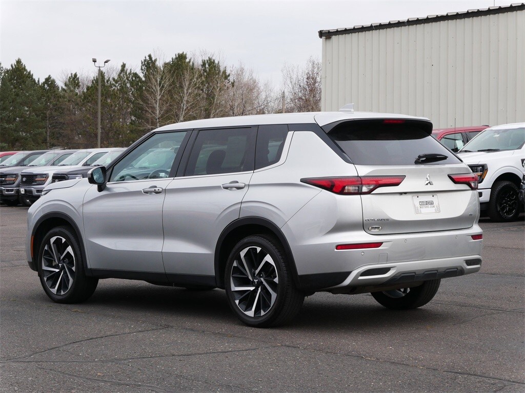 Certified 2024 Mitsubishi Outlander SE SUV