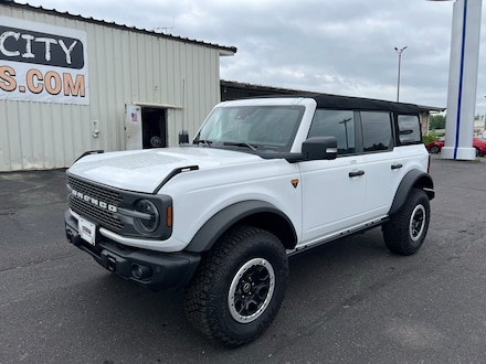 2023 Ford Bronco Badlands SUV