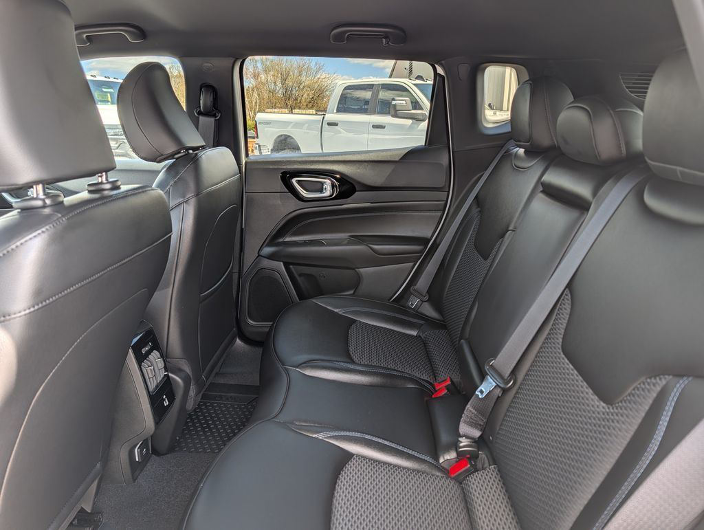 2026 Jeep Compass Latitude Altitude - Photo 8