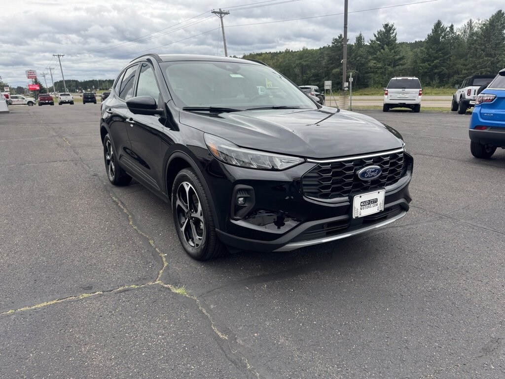 Used 2025 Ford Escape Hybrid ST-Line Select SUV