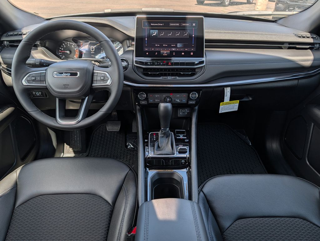 2026 Jeep Compass Latitude Altitude - Photo 11