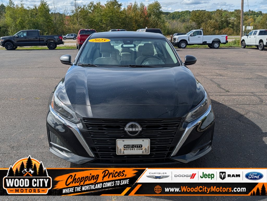 Used 2025 Nissan Altima SV with VIN 1N4BL4DVXSN330401 for sale in Cloquet, Minnesota