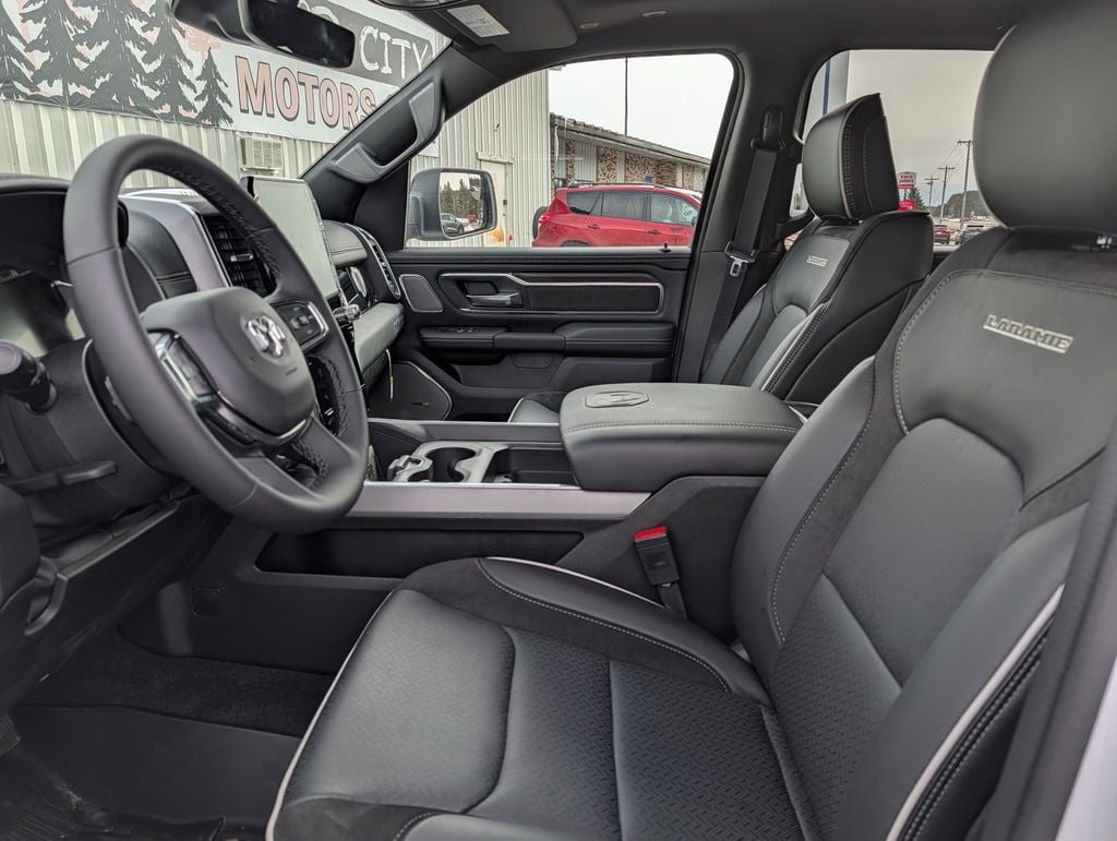 2026 RAM 1500 Laramie - Photo 7