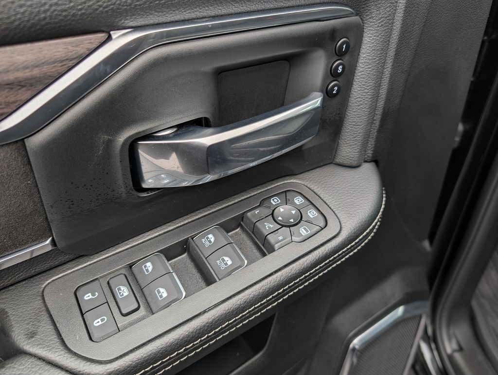2026 RAM 2500 Laramie - Photo 10