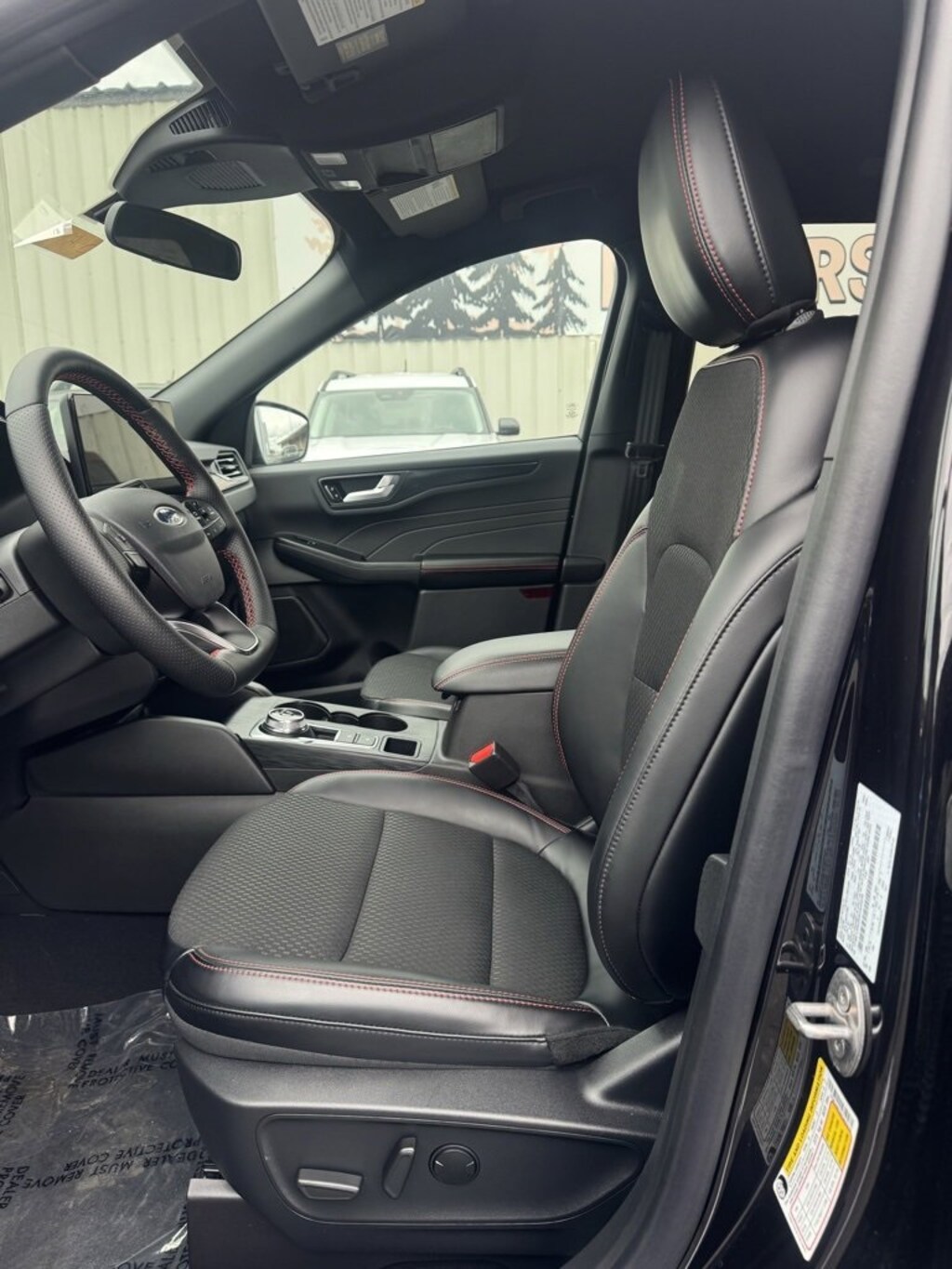 Used 2025 Ford Escape Hybrid ST-Line Select SUV