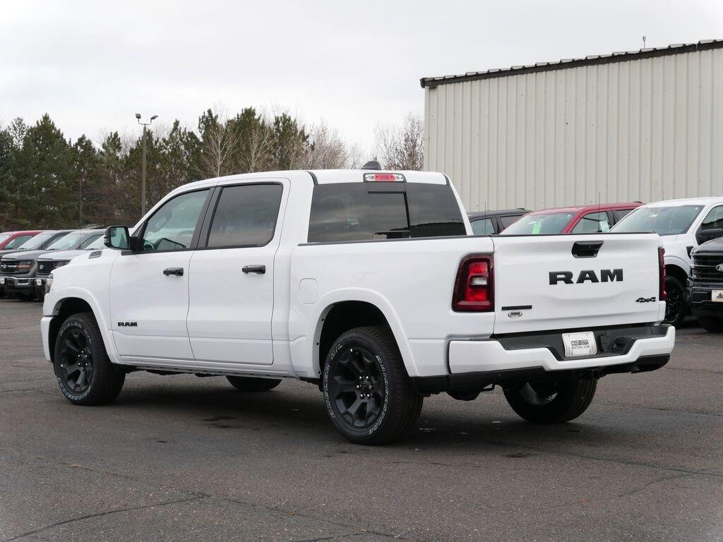 New 2025 Ram 1500 BIG HORN CREW CAB 4X4 5'7 BOX Pickup