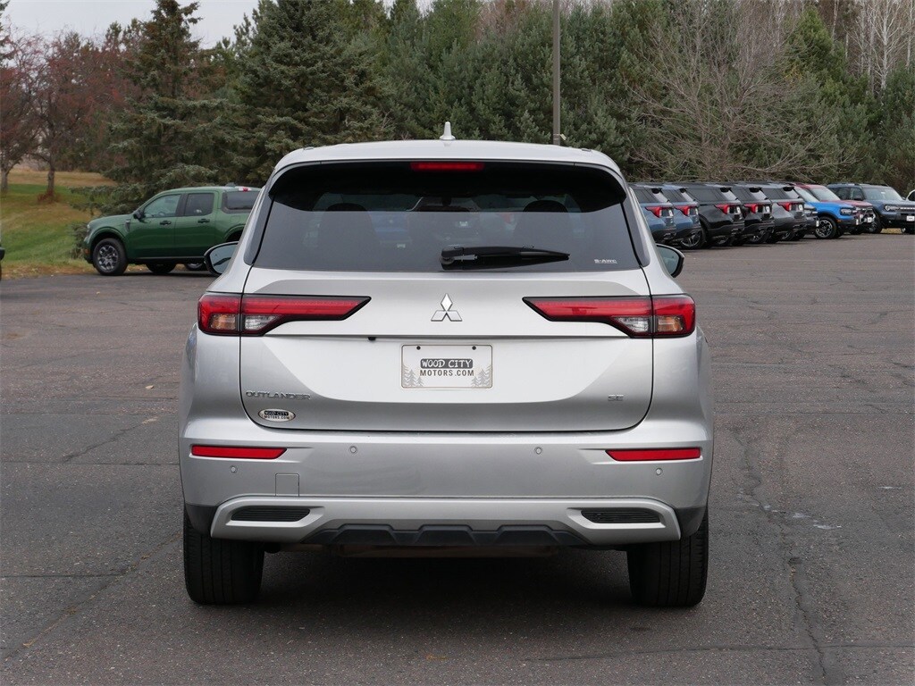 Used 2024 Mitsubishi Outlander SE SUV