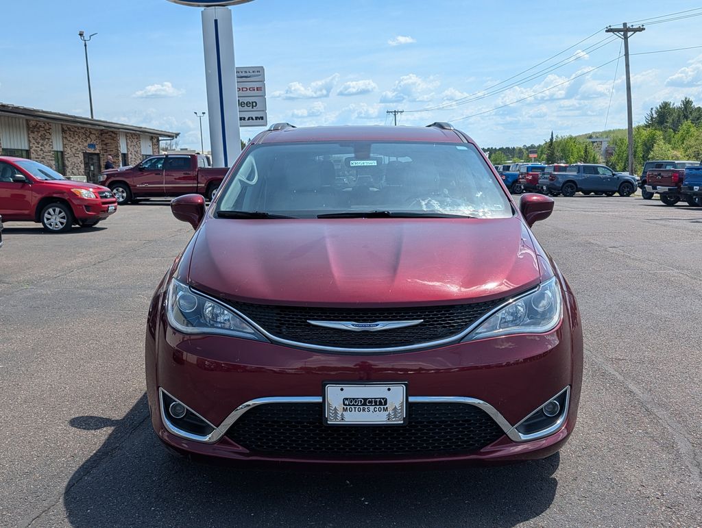 Used 2019 Chrysler Pacifica Touring L with VIN 2C4RC1BG7KR597347 for sale in Cloquet, Minnesota