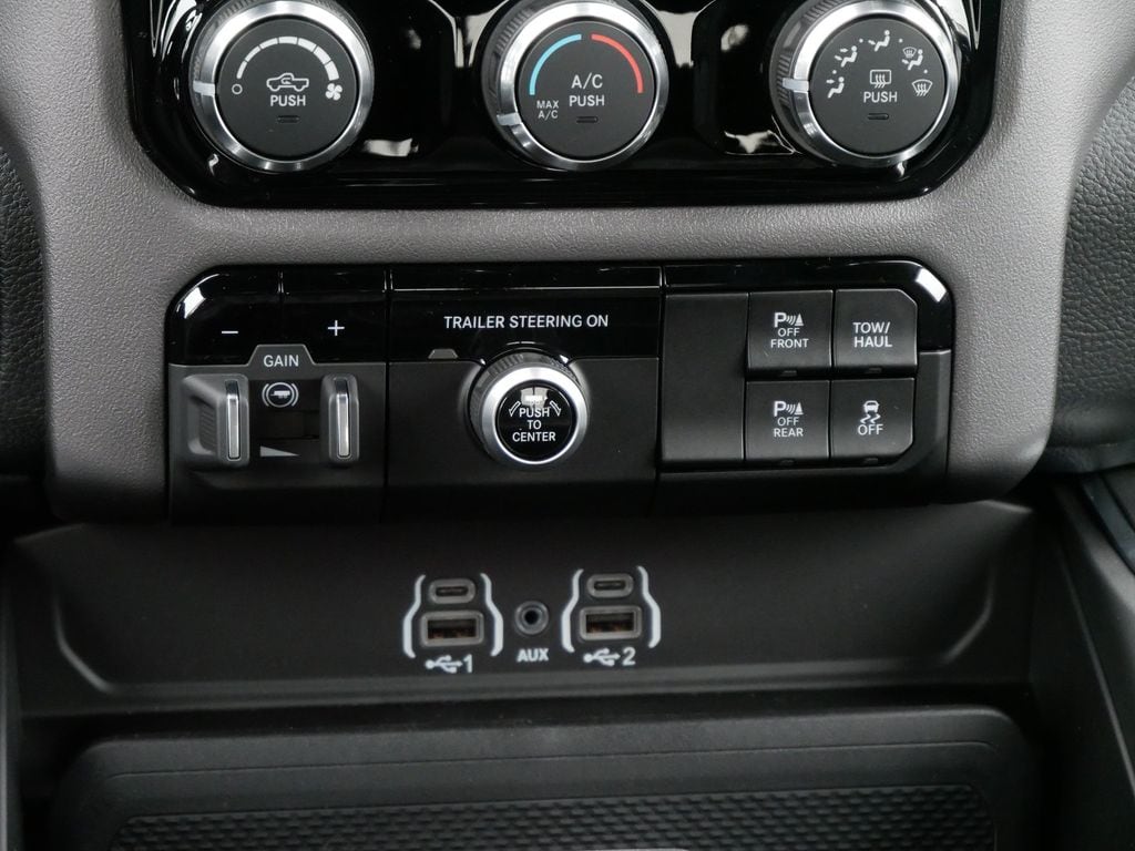 2026 RAM 1500 Big Horn/Lone Star - Photo 13