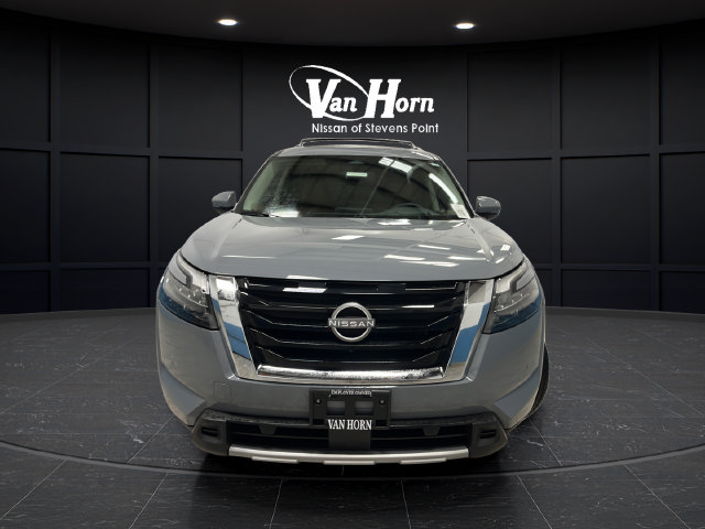 Used 2025 Nissan Pathfinder Platinum SUV