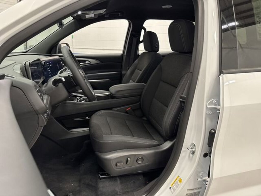 New 2026 Chevrolet Traverse AWD LT SUV