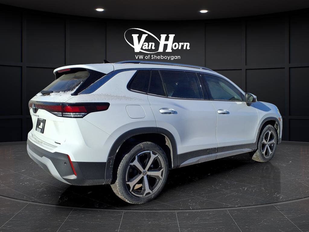 New 2026 Volkswagen Tiguan SE SUV