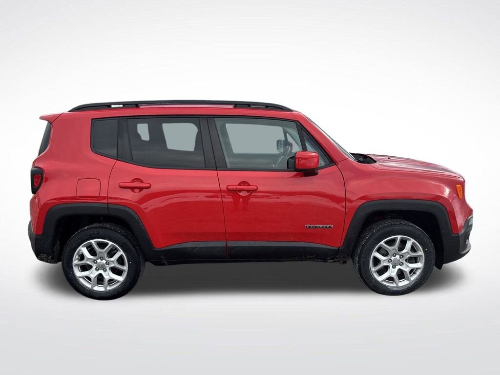 Used 2018 Jeep Renegade Latitude SUV