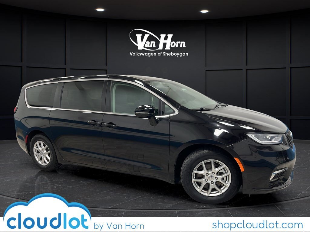 Used 2024 Chrysler Pacifica Touring L Van Passenger Van