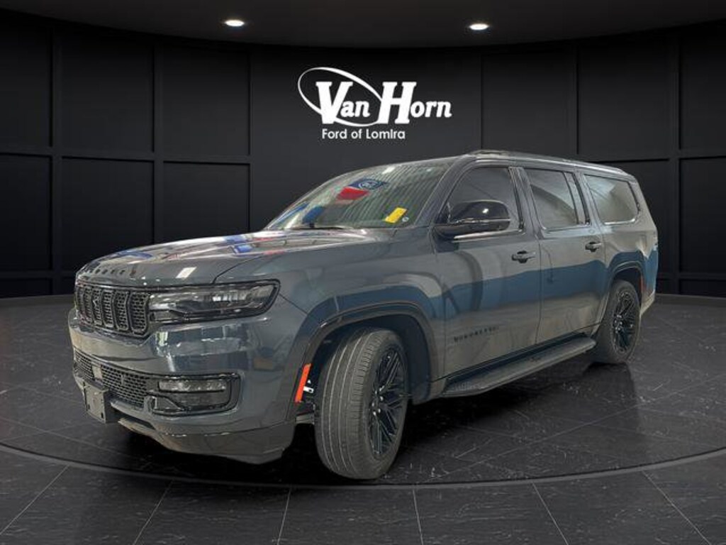 Used 2023 Jeep Wagoneer L Series II Carbide SUV