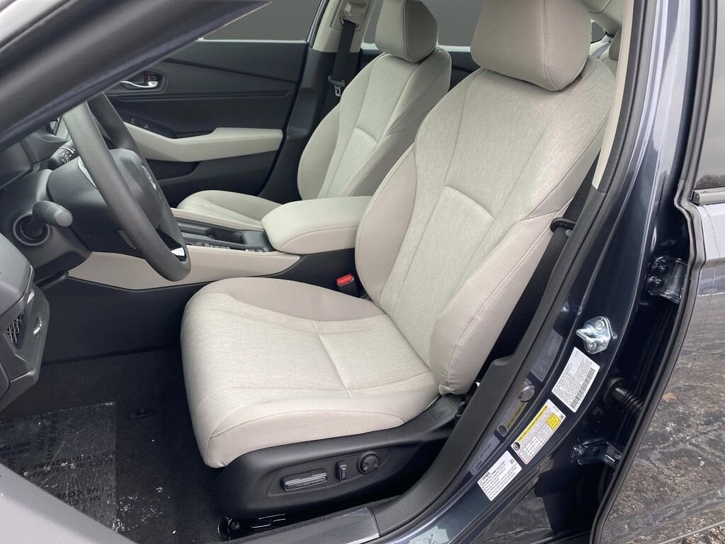 New 2025 Honda Accord SE Sedan