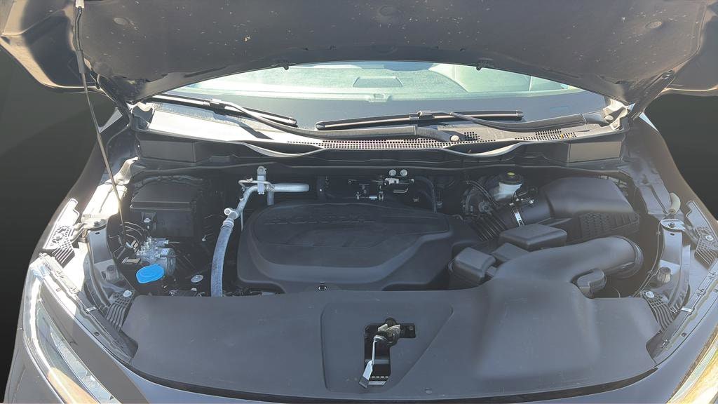 2025 Honda Odyssey Elite - Photo 28