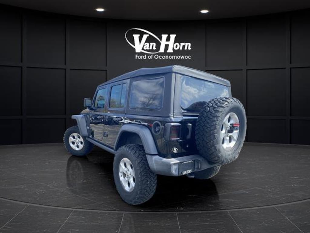 Used 2018 Jeep Wrangler Unlimited Sport SUV