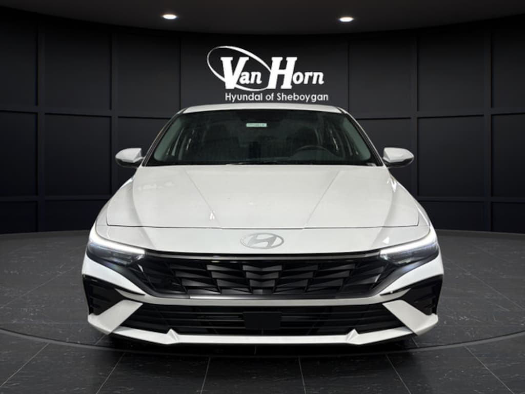 New 2026 Hyundai Elantra Limited Sedan