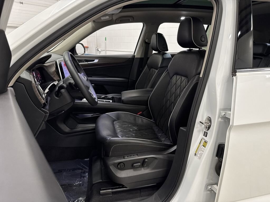 Used 2024 Volkswagen Atlas 2.0T SEL Premium R-Line SUV