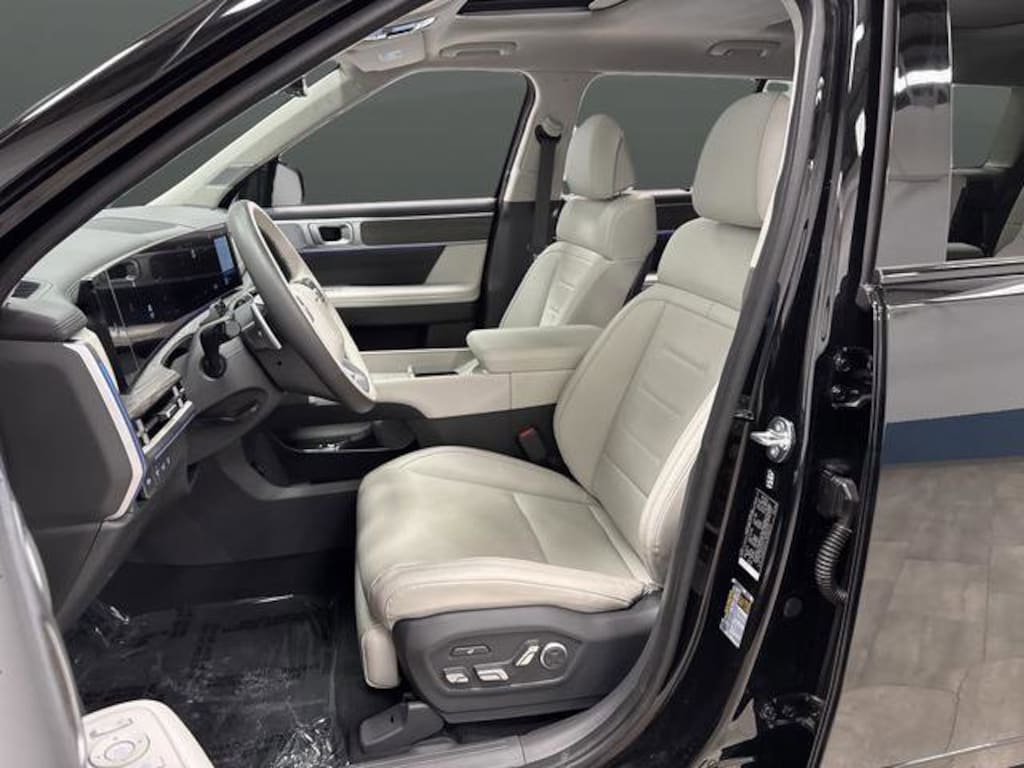 Used 2024 Hyundai Santa Fe Calligraphy SUV
