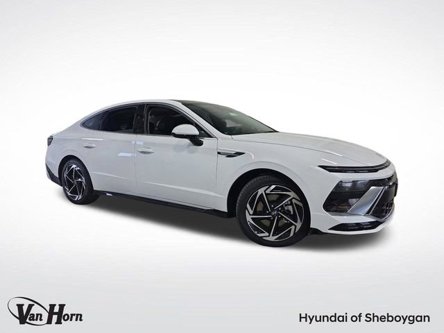 2025 Hyundai Sonata SEL's photo