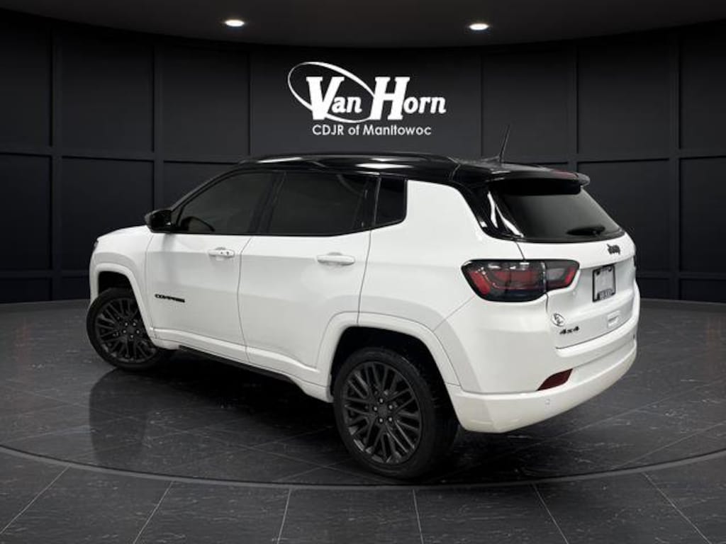 Used 2024 Jeep Compass Limited SUV