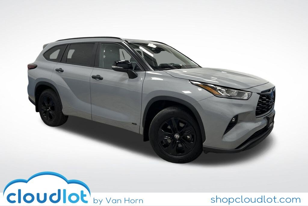 Used 2024 Toyota Highlander Hybrid XLE Nightshade SUV