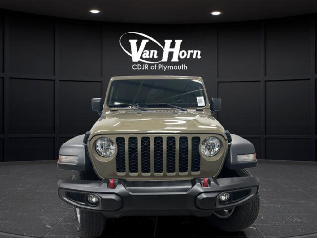Used 2020 Jeep Gladiator Sport S Truck Crew Cab