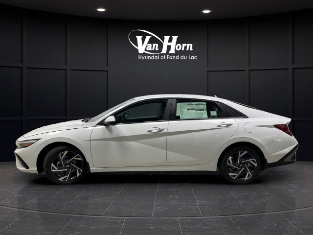 New 2026 Hyundai Elantra Limited Sedan