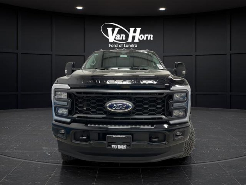 Used 2024 Ford Super Duty F-250 SRW LARIAT Truck Crew Cab